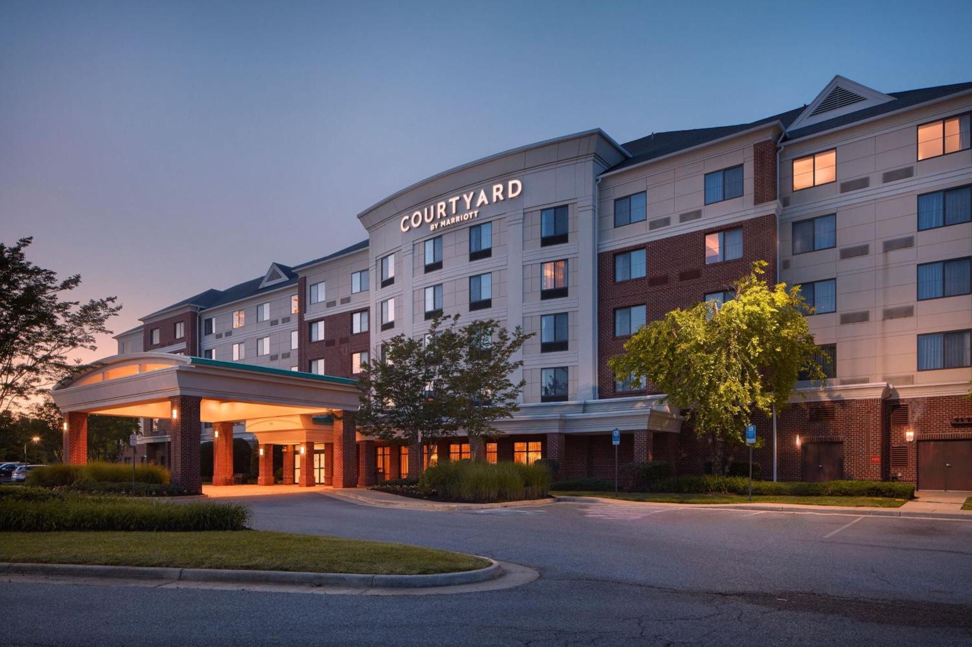 Courtyard By Marriott Winchester Medical Center Hotel Exterior photo